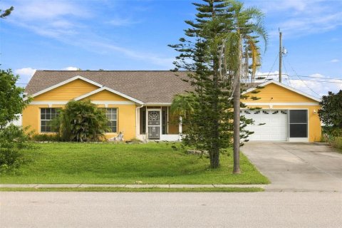 Casa en Englewood, Florida 3 dormitorios, 134.62 m2 № 2369282