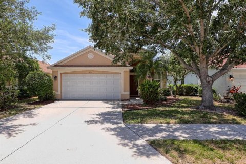 Casa en Lakewood Ranch, Florida 3 dormitorios, 144.56 m2 № 2093503