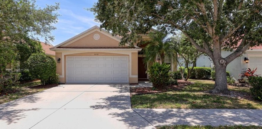 Casa en Lakewood Ranch, Florida 3 dormitorios, 144.56 m2 № 2093503
