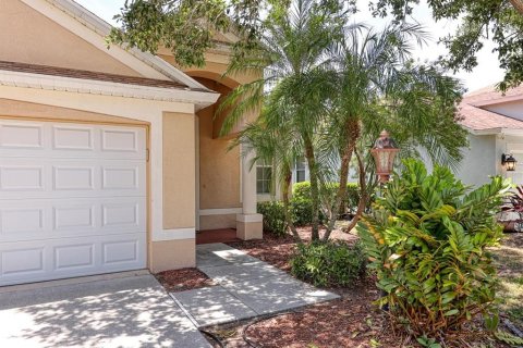 Casa en alquiler en Lakewood Ranch, Florida, 3 dormitorios, 144.56 m2 № 2093503 - foto 2