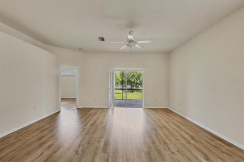 Casa en alquiler en Lakewood Ranch, Florida, 3 dormitorios, 144.56 m2 № 2093503 - foto 11