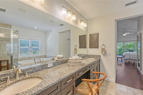 Villa ou maison à louer à Sarasota, Floride: 4 chambres, 400.04 m2 № 2139812 - photo 29
