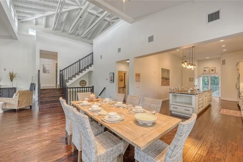 Villa ou maison à louer à Sarasota, Floride: 4 chambres, 400.04 m2 № 2139812 - photo 12