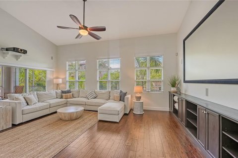 Villa ou maison à louer à Sarasota, Floride: 4 chambres, 400.04 m2 № 2139812 - photo 9