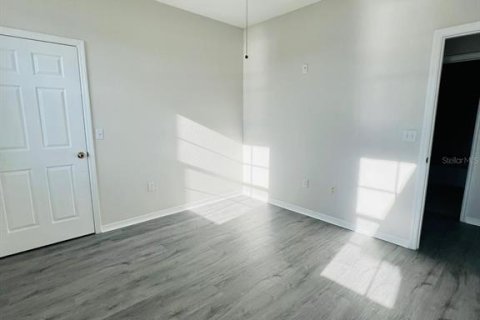 Condo in Orlando, Florida, 3 bedrooms  № 1569408 - photo 16