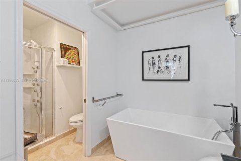 Copropriété à vendre à Aventura, Floride: 2 chambres, 126.81 m2 № 2056801 - photo 15