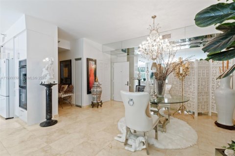 Copropriété à vendre à Aventura, Floride: 2 chambres, 126.81 m2 № 2056801 - photo 13