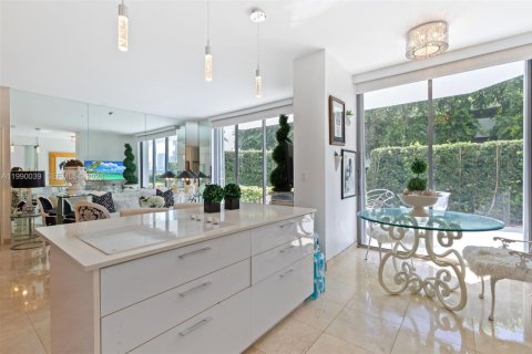 Copropriété à vendre à Aventura, Floride: 2 chambres, 126.81 m2 № 2056801 - photo 6