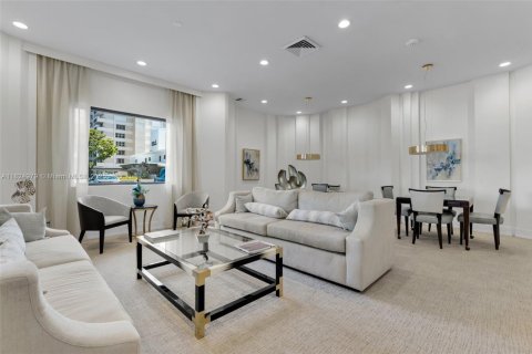 Condominio en venta en Lauderdale-by-the-Sea, Florida, 2 dormitorios, 107.77 m2 № 2016490 - foto 3