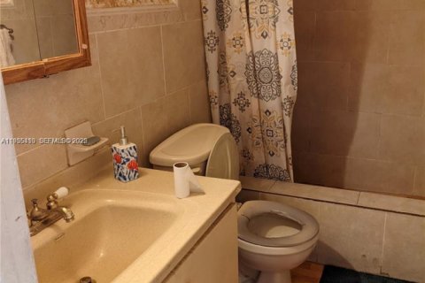 Copropriété à vendre à Miami Gardens, Floride: 2 chambres, 94.02 m2 № 1994122 - photo 6