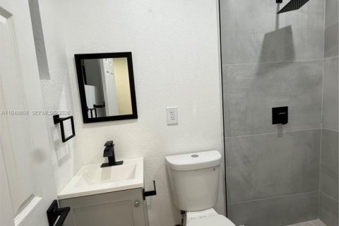 Снять в аренду виллу или дом в Вест-Парк, Флорида 1 спальня, 227.98м2, № 2004518 - фото 8