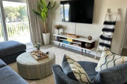 Condo in Lantana, Florida, 2 bedrooms  № 2147358 - photo 4
