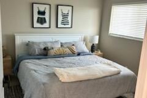 Condo in Lantana, Florida, 2 bedrooms  № 2147358 - photo 8