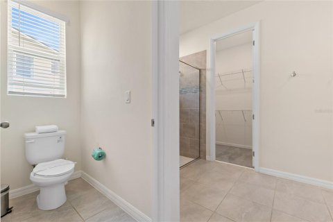 Casa en venta en Kissimmee, Florida, 9 dormitorios, 405.33 m2 № 1898481 - foto 11