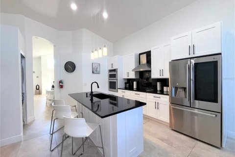Casa en venta en Kissimmee, Florida, 4 dormitorios, 182.09 m2 № 2127551 - foto 16