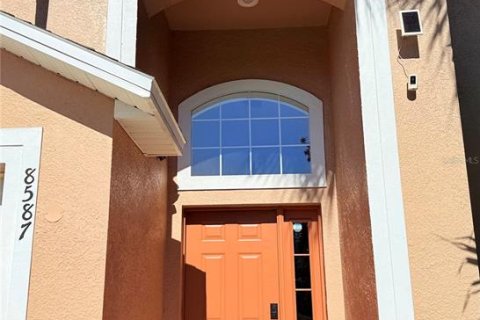 Casa en venta en Kissimmee, Florida, 4 dormitorios, 182.09 m2 № 2127551 - foto 4