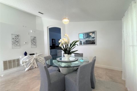 Casa en venta en Kissimmee, Florida, 4 dormitorios, 182.09 m2 № 2127551 - foto 11