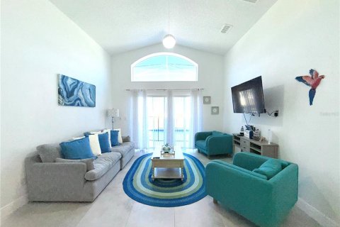 Casa en venta en Kissimmee, Florida, 4 dormitorios, 182.09 m2 № 2127551 - foto 19