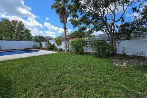 Casa en alquiler en Port Richey, Florida, 2 dormitorios, 130.99 m2 № 1918295 - foto 24