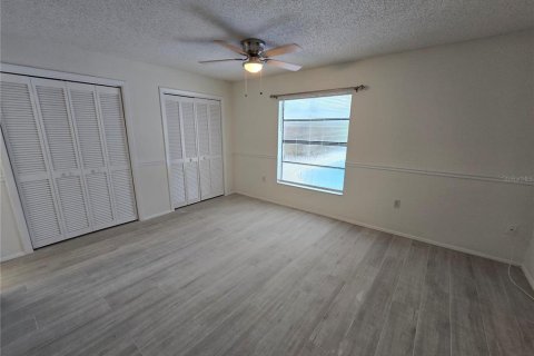Casa en alquiler en Port Richey, Florida, 2 dormitorios, 130.99 m2 № 1918295 - foto 12