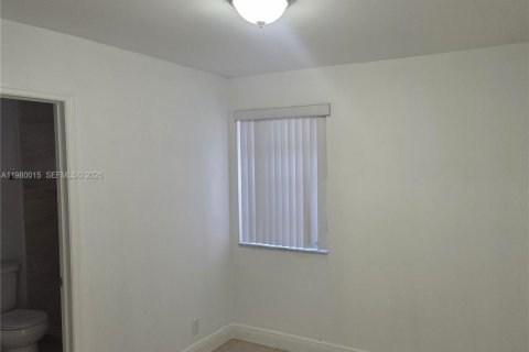 Appartement à louer à Miami, Floride: 3 chambres, 111.48 m2 № 2046356 - photo 8