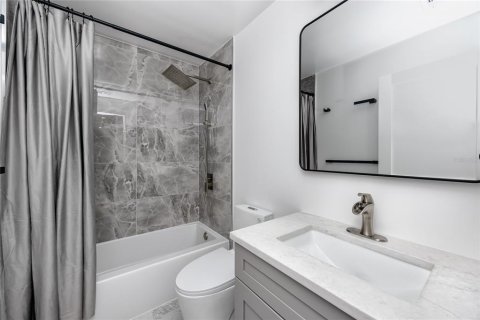 Copropriété à louer à Saint Petersburg, Floride: 2 chambres, 91.51 m2 № 2410377 - photo 14
