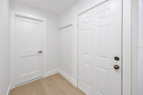 Copropriété à louer à Saint Petersburg, Floride: 2 chambres, 91.51 m2 № 2410377 - photo 6