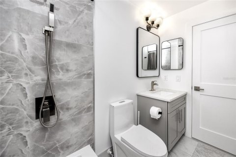 Copropriété à louer à Saint Petersburg, Floride: 2 chambres, 91.51 m2 № 2410377 - photo 13