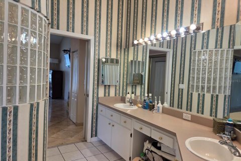Villa ou maison à vendre à Palm Harbor, Floride: 3 chambres, 176.79 m2 № 2230473 - photo 30