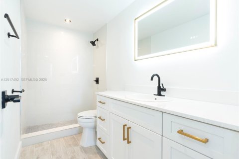 Купить кондоминиум в Санни-Айлс-Бич, Флорида 2 спальни, 113.34м2, № 2153903 - фото 15