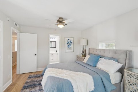 Condominio en venta en Tampa, Florida, 2 dormitorios, 120.4 m2 № 1907652 - foto 14