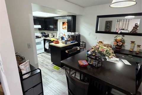 Villa ou maison à louer à Orlando, Floride: 3 chambres, 139.35 m2 № 2388621 - photo 8