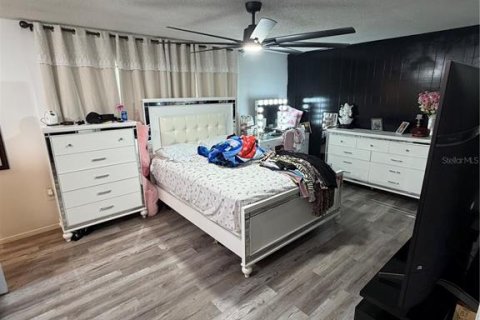 Villa ou maison à louer à Orlando, Floride: 3 chambres, 139.35 m2 № 2388621 - photo 2