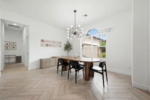 House in Parrish, Florida 4 bedrooms, 247.12 sq.m. № 2206783 - photo 18