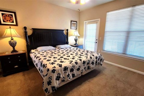 Condo in Davenport, Florida, 3 bedrooms № 2214311 - photo 14