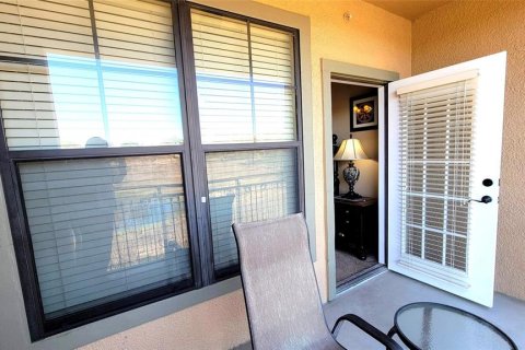 Condo in Davenport, Florida, 3 bedrooms № 2214311 - photo 17