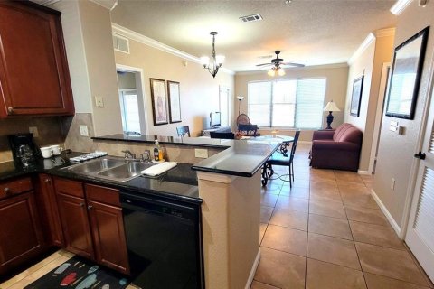 Condo in Davenport, Florida, 3 bedrooms № 2214311 - photo 8
