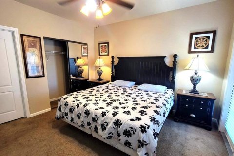 Condo in Davenport, Florida, 3 bedrooms № 2214311 - photo 15