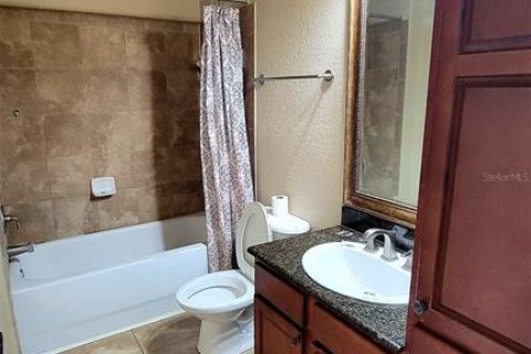 Condo in Davenport, Florida, 3 bedrooms № 2214311 - photo 30
