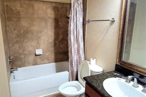 Condo in Davenport, Florida, 3 bedrooms № 2214311 - photo 24