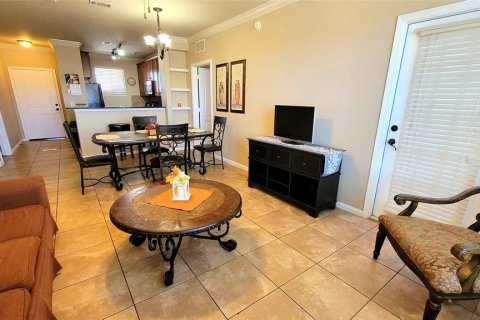 Condo in Davenport, Florida, 3 bedrooms № 2214311 - photo 6