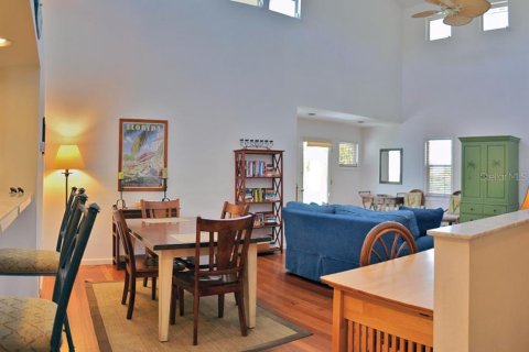 House in Sarasota, Florida 4 bedrooms, 212.56 sq.m. № 2207737 - photo 22