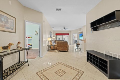Villa ou maison à vendre à Clermont, Floride: 4 chambres, 151.62 m2 № 2350171 - photo 9