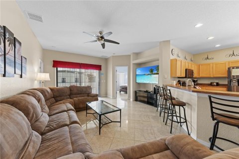 Villa ou maison à vendre à Clermont, Floride: 4 chambres, 151.62 m2 № 2350171 - photo 11