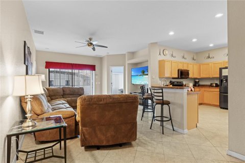 Villa ou maison à vendre à Clermont, Floride: 4 chambres, 151.62 m2 № 2350171 - photo 13