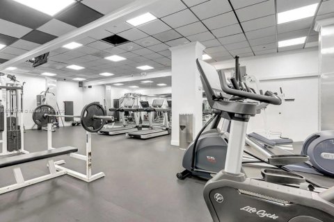 Condo in Miami, Florida, 1 bedroom  № 1871561 - photo 29