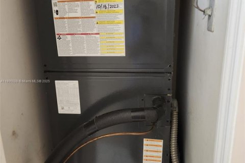 Купить виллу или дом в Майами, Флорида 3 спальни, 140.75м2, № 1956210 - фото 8