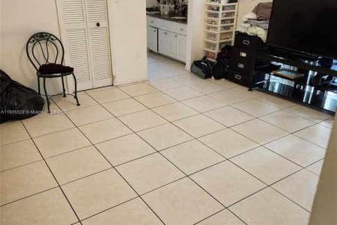 Купить виллу или дом в Майами, Флорида 3 спальни, 140.75м2, № 1956210 - фото 11