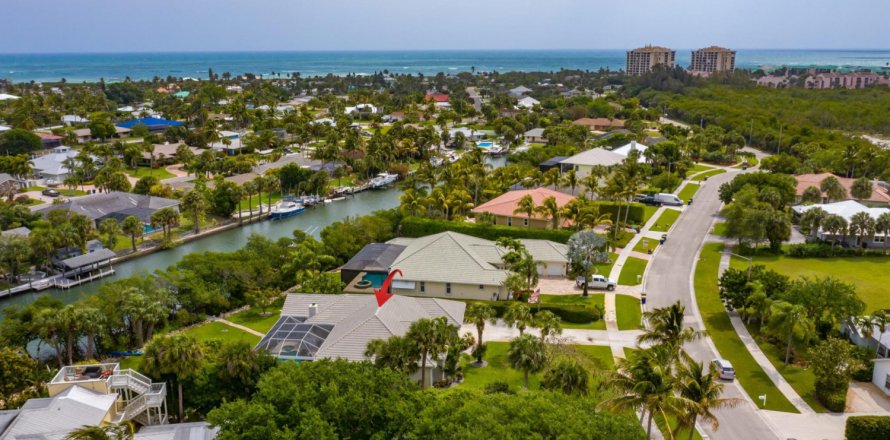 Villa ou maison à Fort Pierce, Floride 4 chambres, 241.27 m2 № 53828