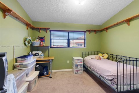Condominio en venta en Hialeah, Florida, 2 dormitorios, 86.86 m2 № 1698850 - foto 18